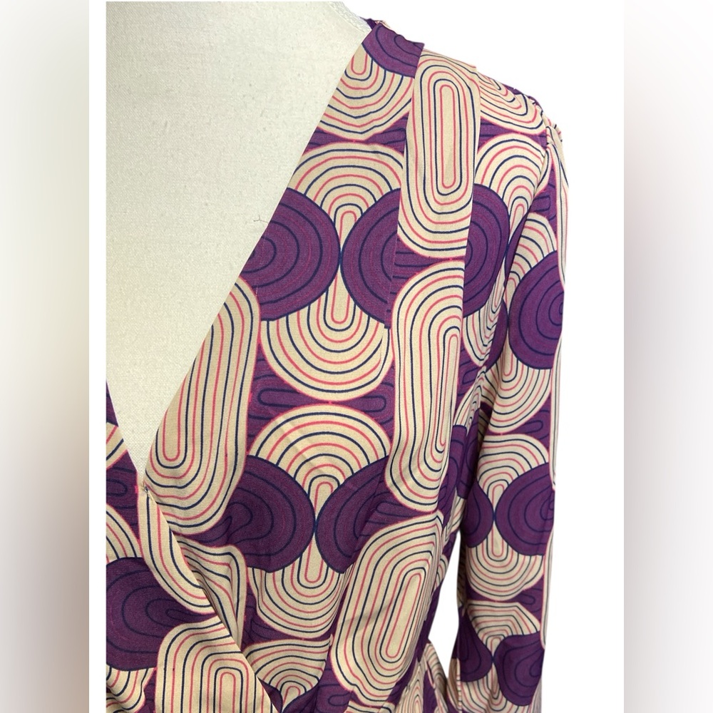Purple and Cream Long Sleeve Dress with Geometric Print - Picture 4 of 6